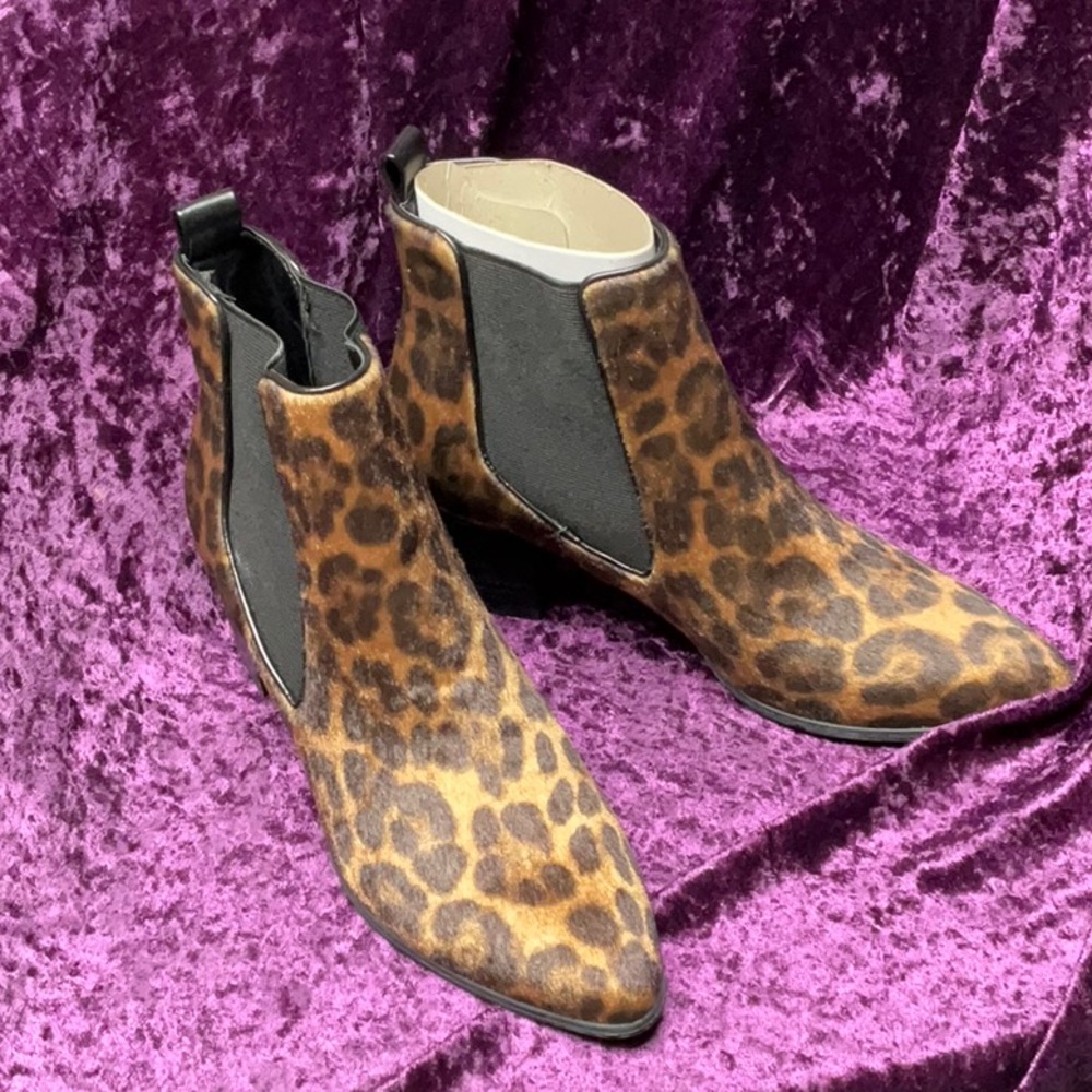 NIB NINE WEST LEOPARD PRINT BOOTIES 8M - Picture 1 of 5